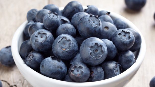 The strong antioxidant properties of blueberries can help reduce the risk of DNA damage and flaws 